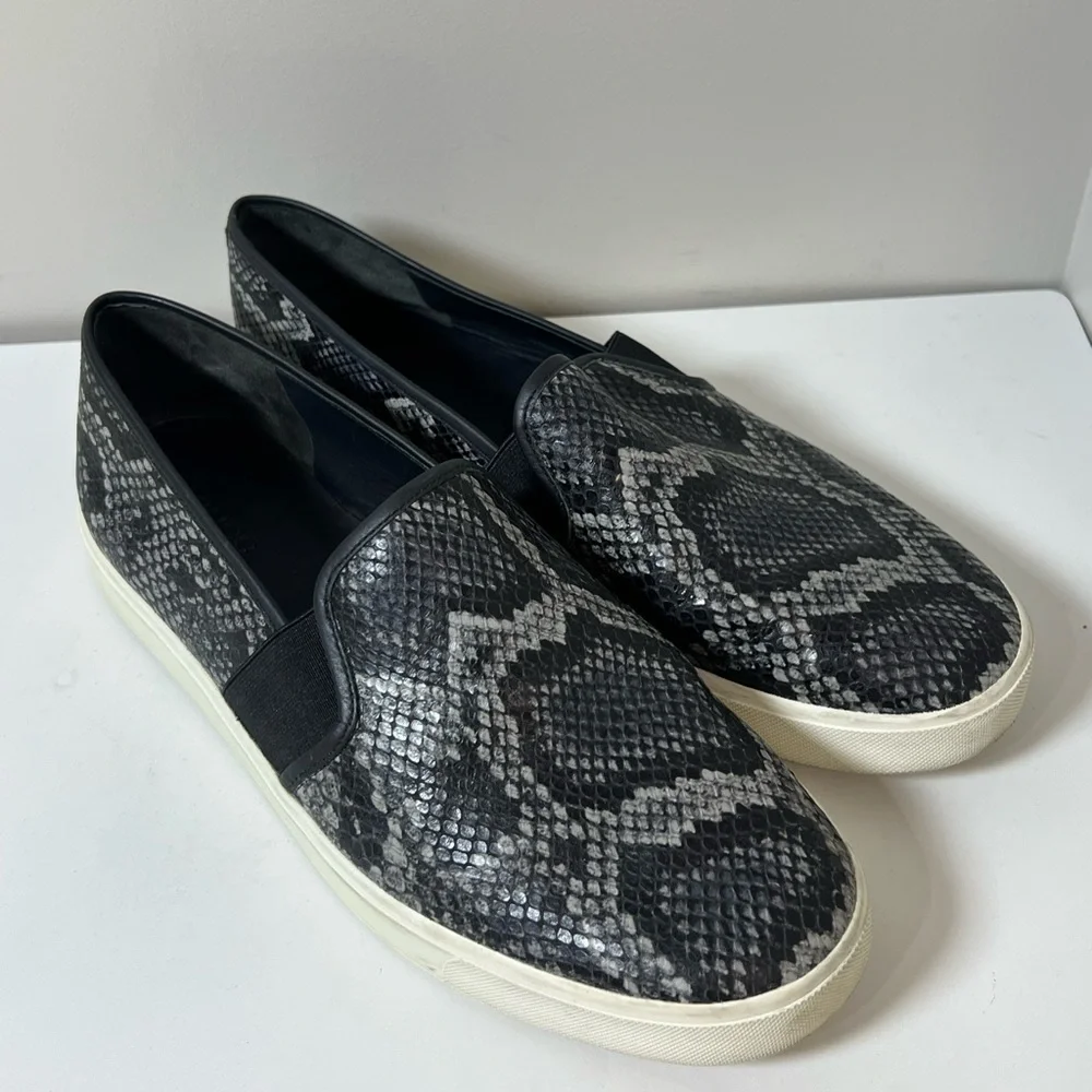 Vince Size 10 Blair Snakeskin Embossed Leather Granite Azzure Loafer Espadrille